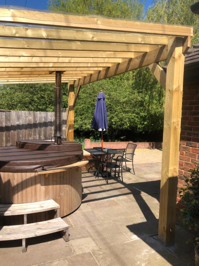 Tewinbury Farm Hotel Kamer foto