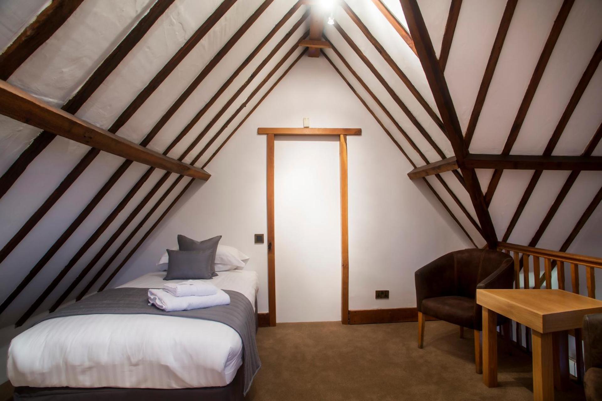 Tewinbury Farm Hotel Kamer foto