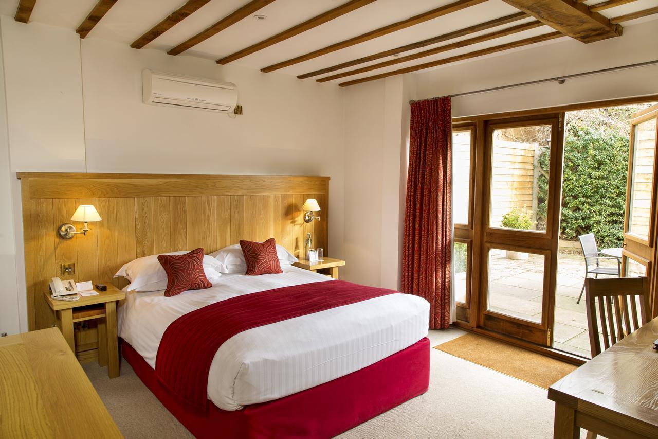 Tewinbury Farm Hotel Kamer foto
